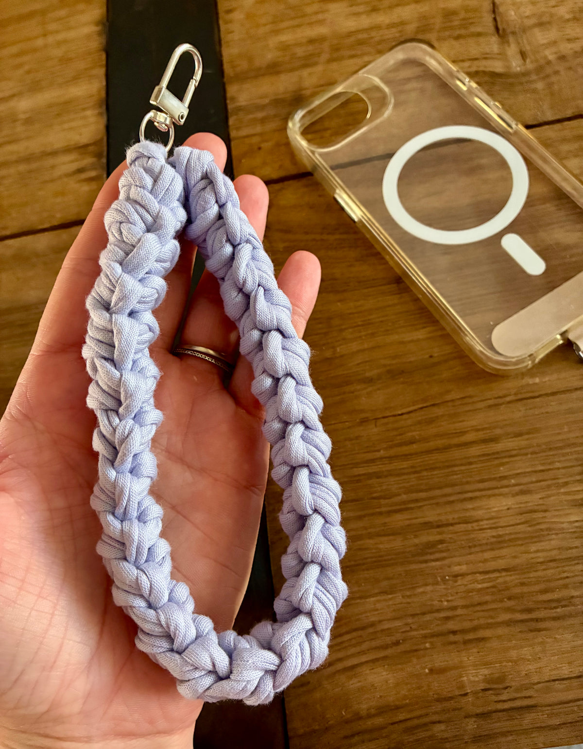 Bracelet téléphone lilas 💜