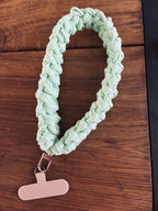 Bracelet téléphone vert pale 💚