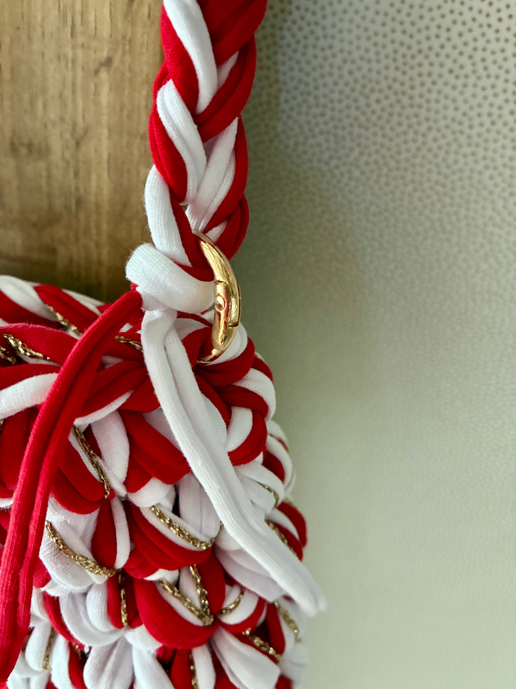 Évi mini rouge, blanc & doré