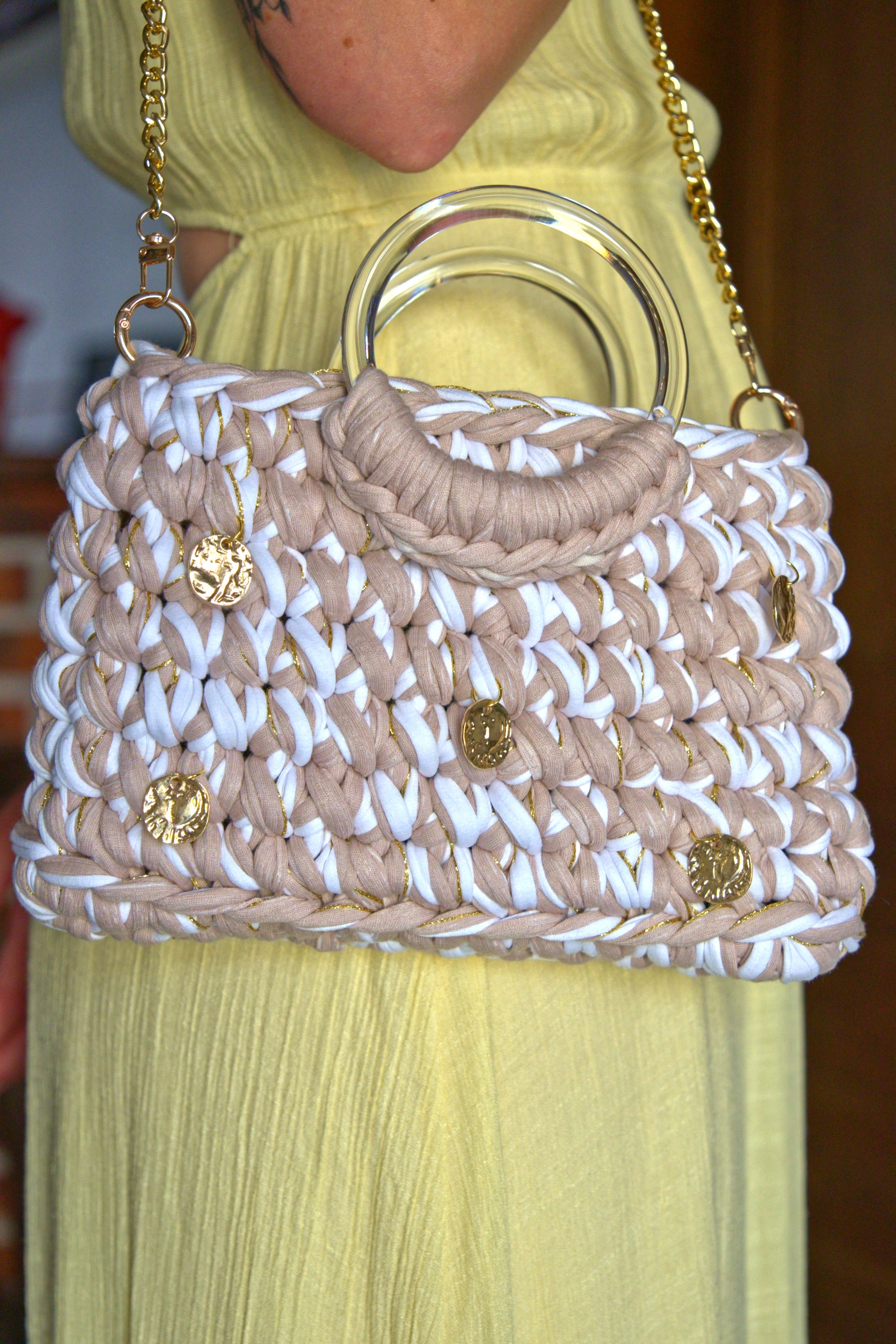 Modèle Romi beige & blanc